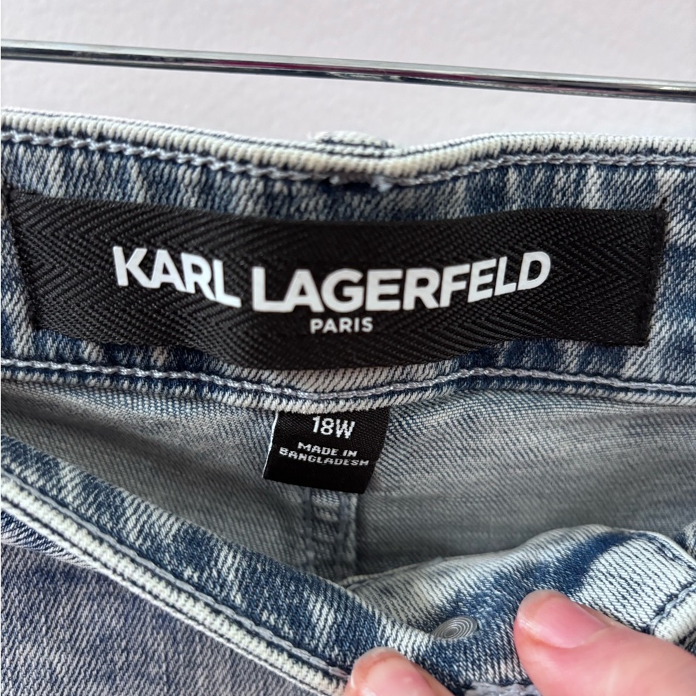 Karl Lagerfeld NWT Light Blue Glitzy Crop Jeans - Picture 4 of 11